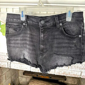 Lucky Brand size 6 the High Rise Shortie black denim short shorts